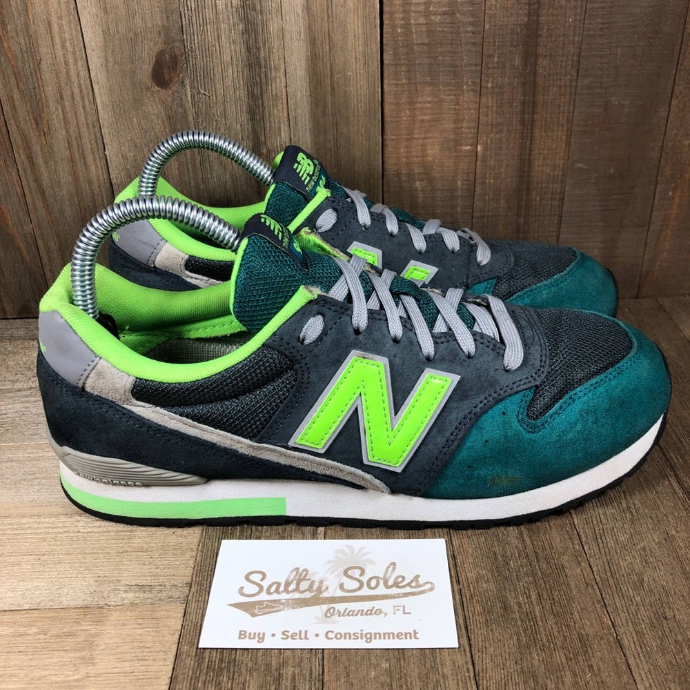 New Balance 996 Womens Size 8.5 (Youth 7)